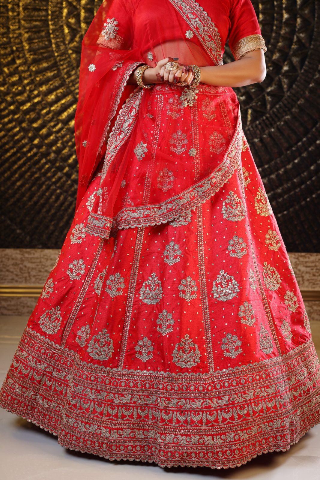 Crimson Red Raw Silk Lehenga image 3